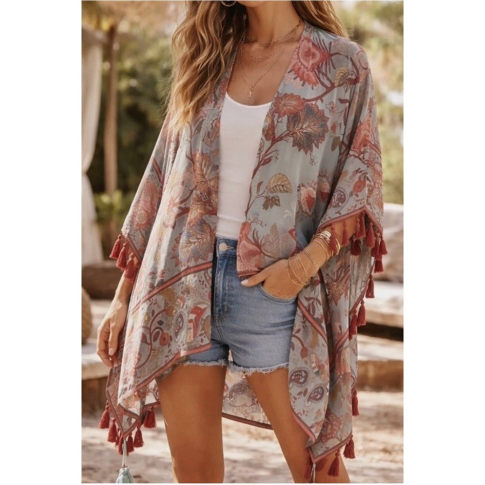 Soft Surroundings Esme Floral Kimono One Size Topper Boho Festival Tassels
